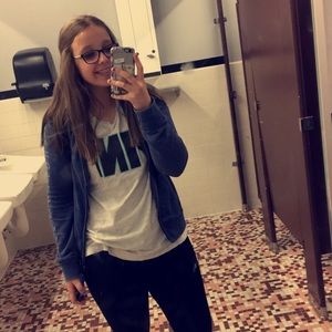 Meet your Posher, Allee